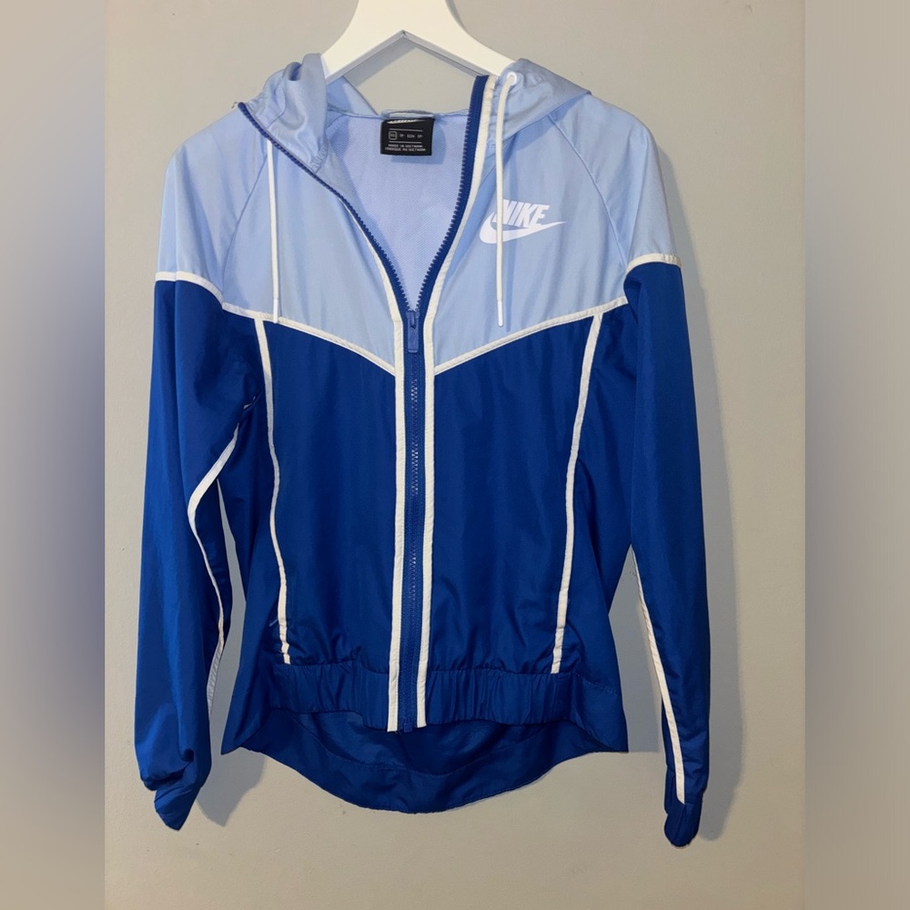 Nike windbreaker